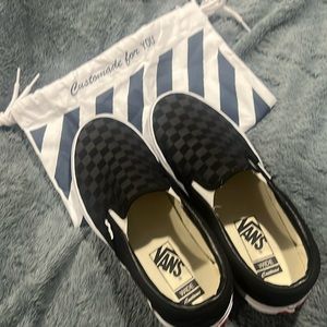 Vans Men’s custom made WIDE size 10 black checkered slip ins